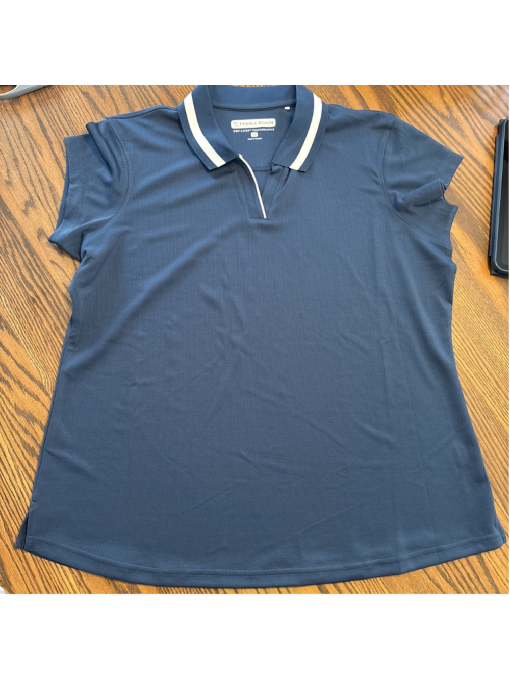 pebble beach dry luxe performance womenโs blue